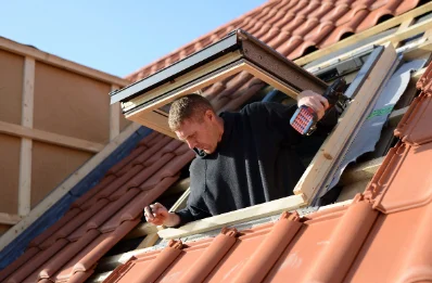 Pose de fenêtres de toit Velux à Véria